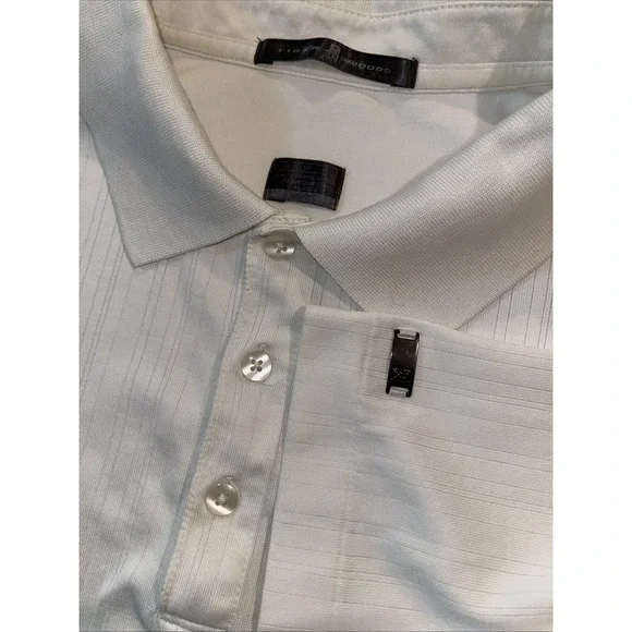 Tiger Woods Polo Shirt Men XL Ivory Metal Logo Golf - Picture 5 of 6